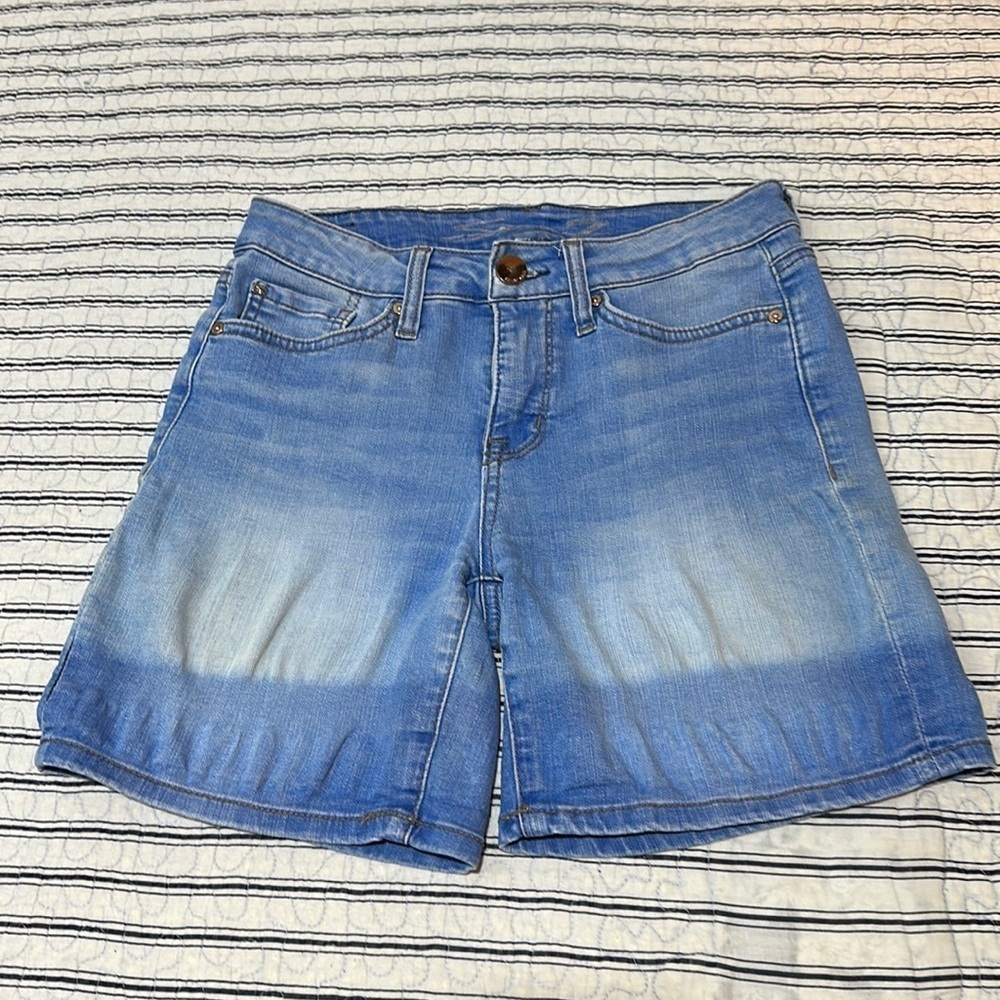 Seven7 Denim Jean Shorts size 4
